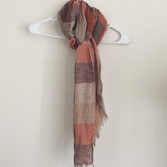 Accessories - Fall scarf